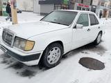 Mercedes-Benz E 260 1990 года за 600 000 тг. в Аса