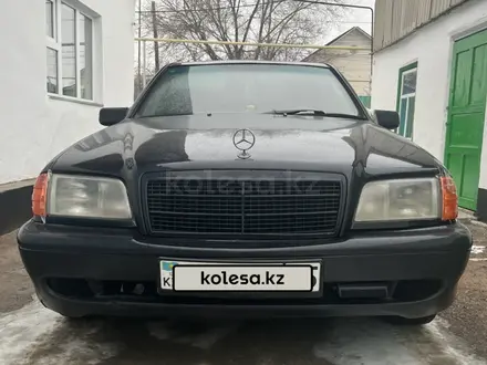 Mercedes-Benz C 200 1995 года за 1 500 000 тг. в Алматы