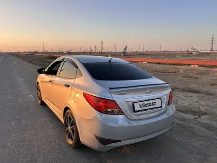 Hyundai Accent 2014 года за 3 800 000 тг. в Актау – фото 3