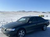 Toyota Camry 1998 годаүшін3 100 000 тг. в Семей – фото 4