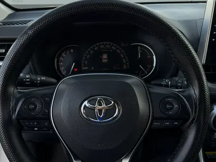 Toyota RAV4 2019 года за 12 900 000 тг. в Актобе – фото 9