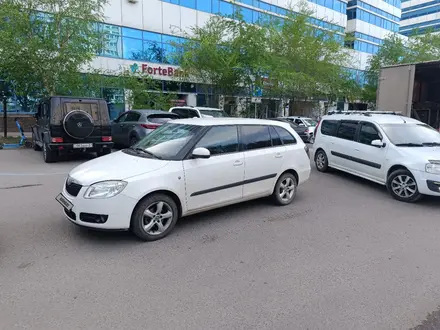 Skoda Fabia 2009 года за 3 300 000 тг. в Астана – фото 2