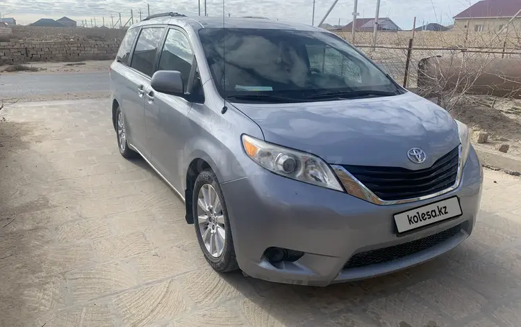 Toyota Sienna 2011 года за 10 300 000 тг. в Жанаозен