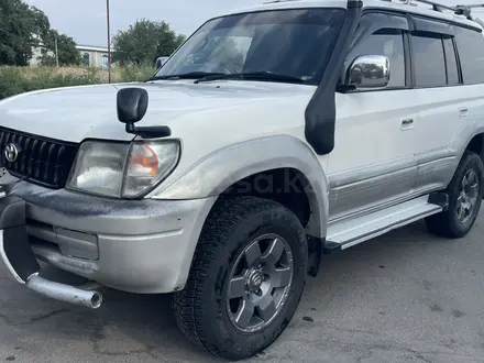Toyota Land Cruiser Prado 1998 года за 5 500 000 тг. в Алматы – фото 2
