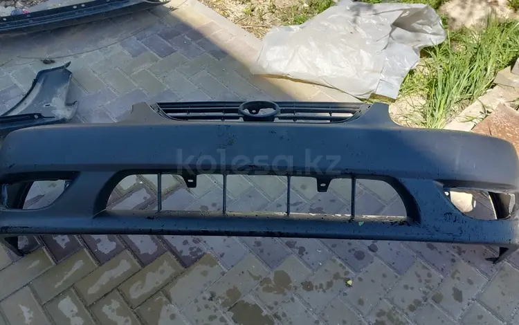 Бампер передний Королла 110 американец за 30 000 тг. в Актобе