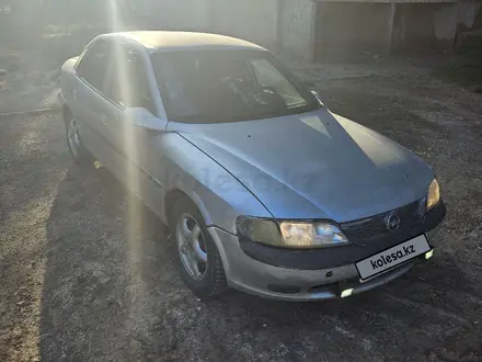 Opel Vectra 1998 года за 1 000 000 тг. в Уральск – фото 2