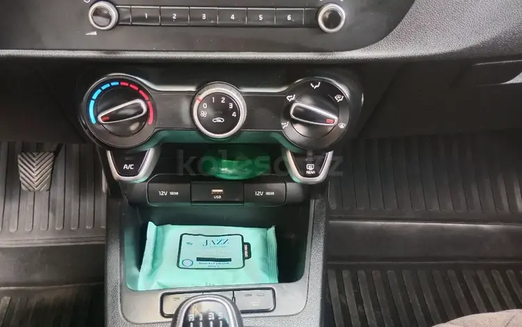 Kia Rio 2021 годаүшін6 000 000 тг. в Усть-Каменогорск