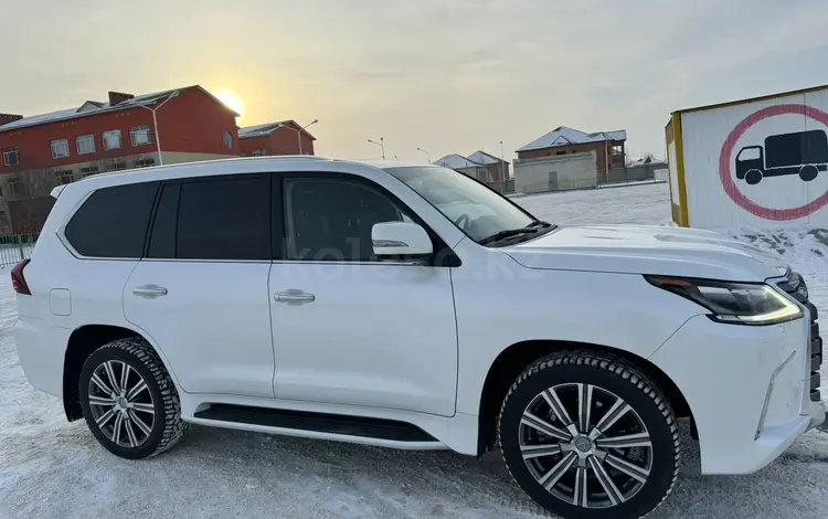 Lexus LX 570 2016 годаүшін45 000 000 тг. в Кызылорда