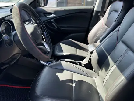 Chevrolet Tracker 2022 года за 6 900 000 тг. в Караганда – фото 6