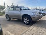 Lexus RX 300 2001 года за 6 000 000 тг. в Астана – фото 2