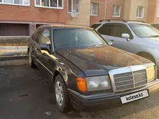 Mercedes-Benz E-Class, 1991