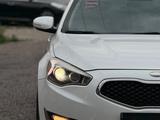 Kia K7 2013 годаүшін8 800 000 тг. в Алматы – фото 3