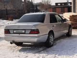 Mercedes-Benz E 200 1993 годаүшін1 200 000 тг. в Павлодар – фото 4