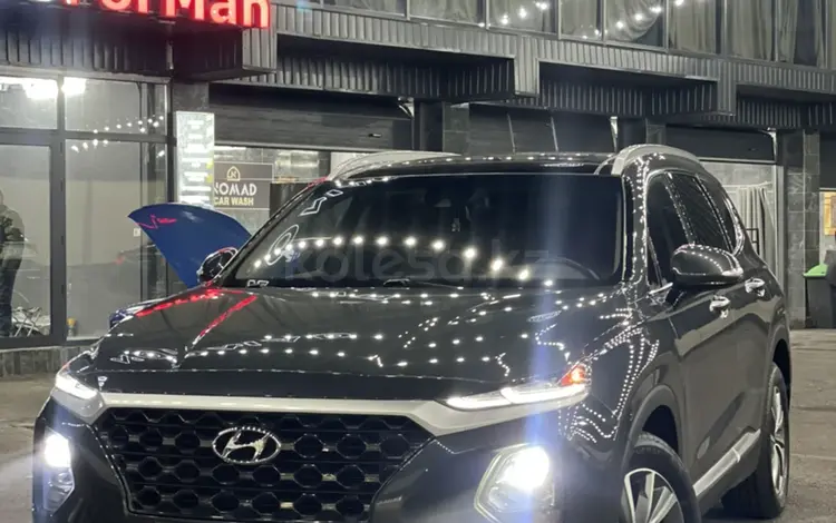 Hyundai Santa Fe 2019 года за 15 000 000 тг. в Шымкент