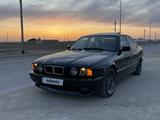 BMW 545 1994 годаүшін6 500 000 тг. в Актау – фото 2