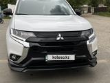 Mitsubishi Outlander 2022 года за 12 000 000 тг. в Семей