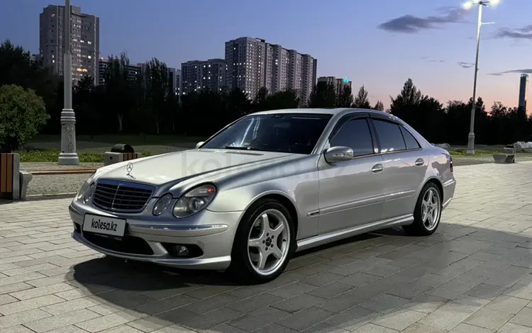 Mercedes-Benz E 320 2003 годаfor7 750 000 тг. в Астана