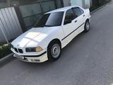 BMW 318 1993 года за 950 000 тг. в Алматы – фото 4