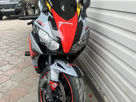 Honda  CBR 1000 RR/RA Fireblade 2009 года за 3 000 000 тг. в Алматы – фото 2