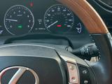 Lexus ES 300h 2013 года за 7 500 000 тг. в Жанаозен – фото 3