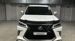 Lexus LX 570 2016 годаүшін43 000 000 тг. в Семей