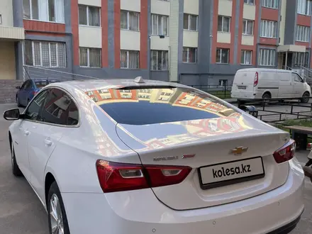 Chevrolet Malibu 2020 года за 8 300 000 тг. в Алматы – фото 18