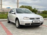 Volkswagen Golf 2001 года за 3 100 000 тг. в Астана – фото 2