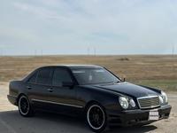 Mercedes-Benz E 230 1996 годаүшін2 950 000 тг. в Атырау