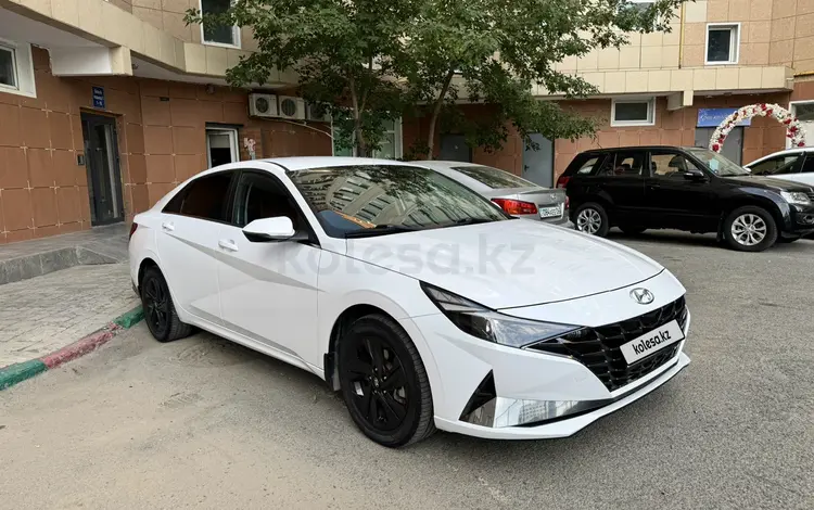 Hyundai Elantra 2021 годаүшін8 400 000 тг. в Атырау