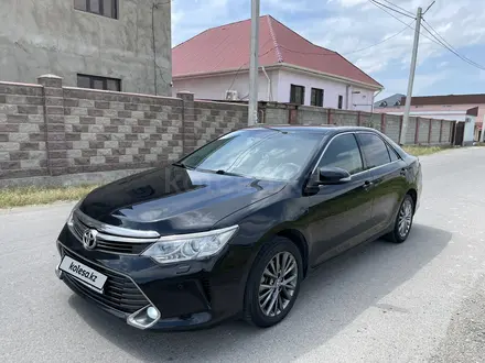 Toyota Camry 2015 года за 9 300 000 тг. в Тараз – фото 2