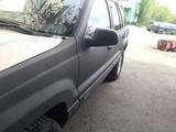 Jeep Grand Cherokee 2001 года за 4 000 000 тг. в Караганда – фото 5
