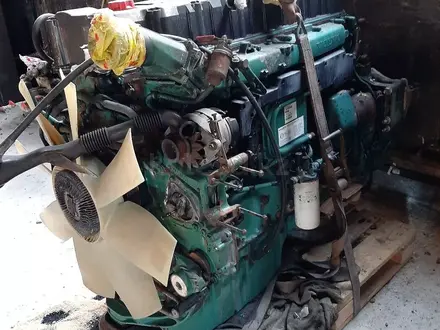 Двигатель, Volvo d13c, 420 в Каскелен – фото 2