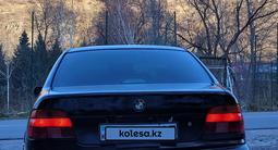 BMW 528 1999 года за 2 700 000 тг. в Алматы – фото 2