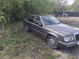 Mercedes-Benz E 200 1993 годаүшін1 350 000 тг. в Караганда – фото 3