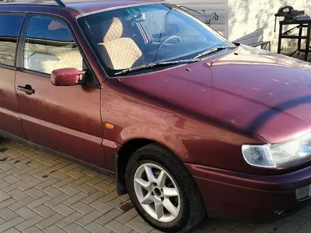 Volkswagen Passat 1995 года за 1 750 000 тг. в Актобе