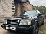Mercedes-Benz E 230 1990 годаүшін1 200 000 тг. в Караганда