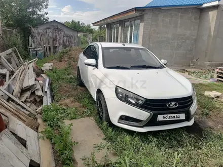 ВАЗ (Lada) Vesta 2017 года за 2 800 000 тг. в Уральск – фото 2