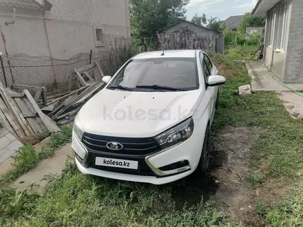 ВАЗ (Lada) Vesta 2017 года за 2 800 000 тг. в Уральск