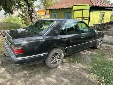 Mercedes-Benz E 200 1995 года за 1 200 000 тг. в Семей – фото 7