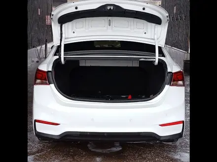 Hyundai Solaris 2019 года за 6 800 000 тг. в Шымкент – фото 16