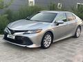 Toyota Camry 2018 года за 8 800 000 тг. в Жанаозен