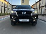 Toyota Fortuner 2022 года за 22 500 000 тг. в Атырау