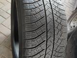 275.40.R20-есть 1шт. Michelin Pilot Alpin за 30 000 тг. в Алматы
