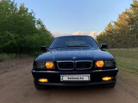 BMW 730 1995 года за 3 200 000 тг. в Лисаковск