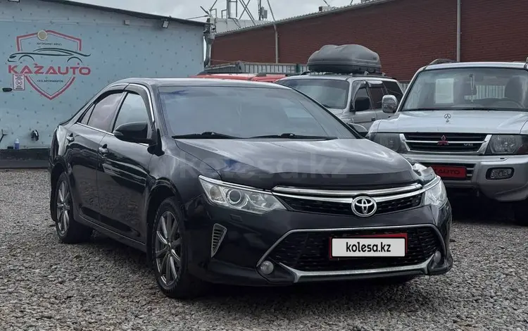 Toyota Camry 2015 года за 9 800 000 тг. в Кокшетау