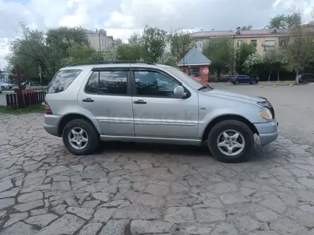 Mercedes-Benz ML 320 2000 года за 3 500 000 тг. в Петропавловск – фото 3