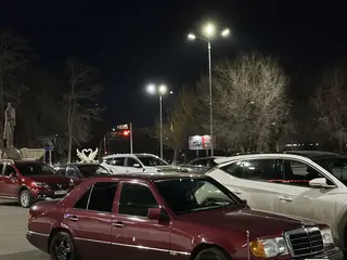 Mercedes-Benz E 320