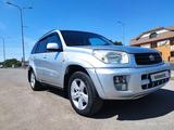 Toyota RAV4 2002 года за 2 900 000 тг. в Астана