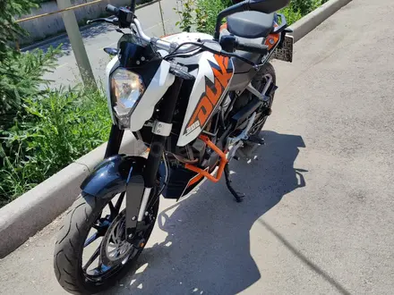 KTM  200 Duke 2014 года за 1 200 000 тг. в Алматы – фото 3