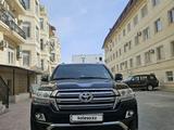 Toyota Land Cruiser 2017 года за 40 000 000 тг. в Актау – фото 2